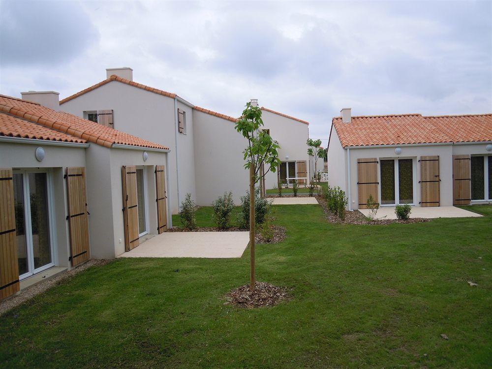 Residence Nemea Les Grands Rochers Les Sables-d'Olonne Bagian luar foto