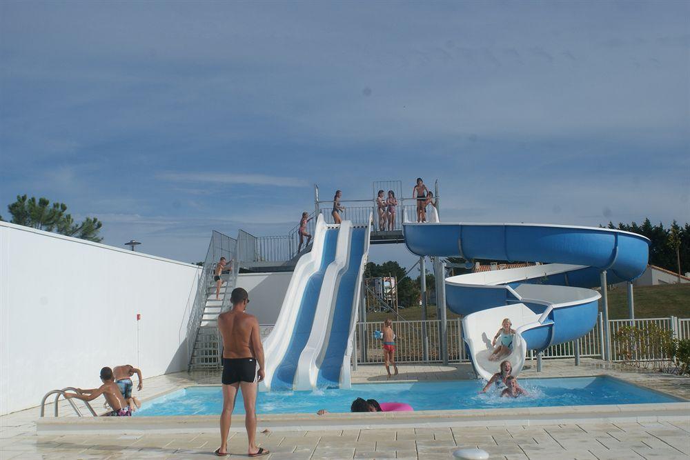 Residence Nemea Les Grands Rochers Les Sables-d'Olonne Bagian luar foto
